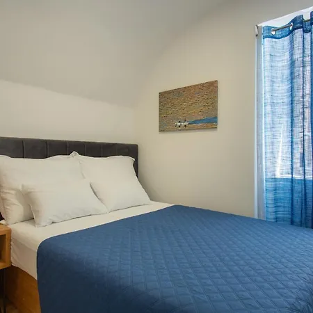 Maison d'hôtes And By The Sea Pag - 21162 Pag Town